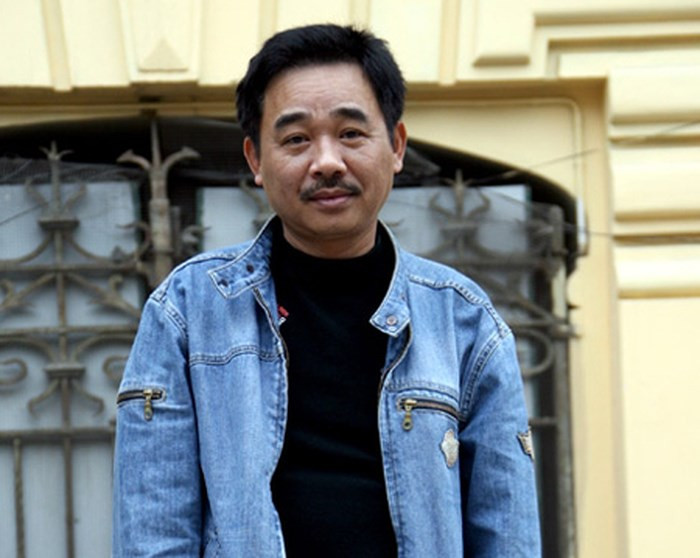 NSƯT Quốc Khánh đeo nhẫn cưới, chuẩn bị lấy vợ? ảnh 2 ảnh 2