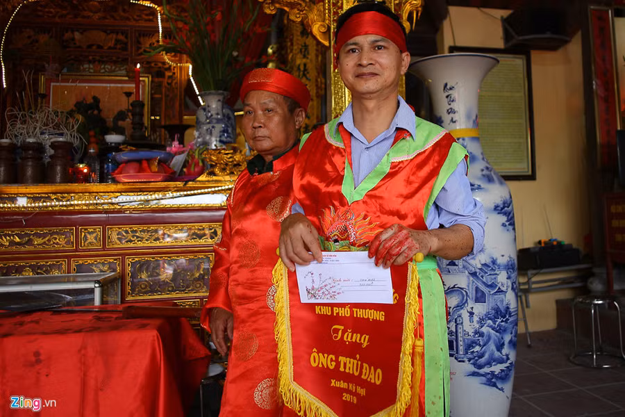 Nghi le chem lon lang Nem Thuong van dien ra kin dao hinh anh 14