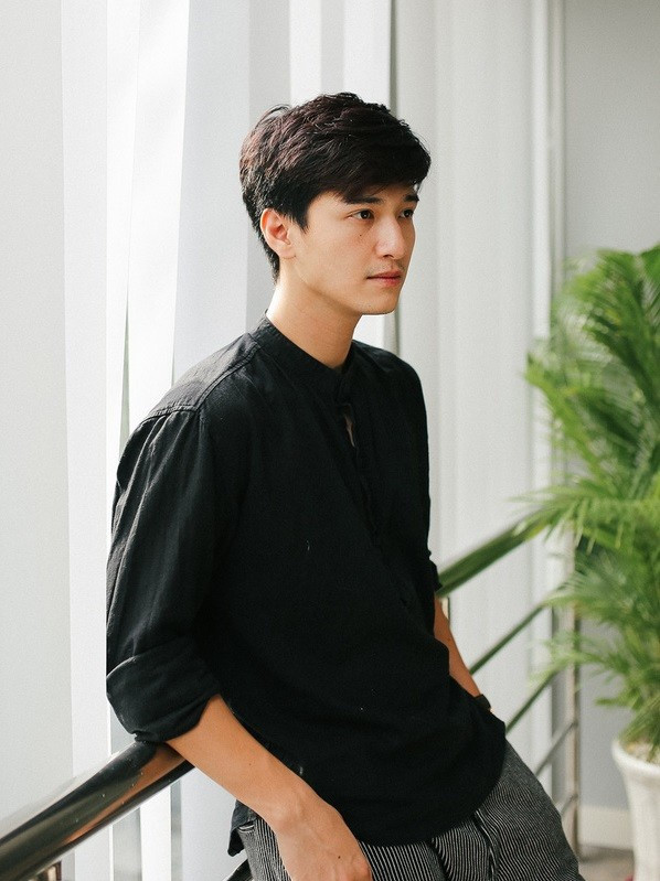 Giật mình ảnh quá khứ "quê một cục" của dàn mỹ nam hàng đầu showbiz Việt ảnh 8 Giật mình ngắm hình ảnh quá khứ quê một cục của dàn mỹ nam hàng đầu showbiz Việt-8