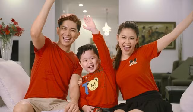 3 ông bố sao Việt vẫn làm tròn trách nhiệm, luôn chăm sóc con ân cần dù đã ly hôn với vợ - Ảnh 10.