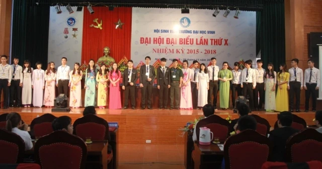 Ban chấp hành Hội sinh viên Đại học Vinh nhiệm kỳ 2015-2018 ra mắt