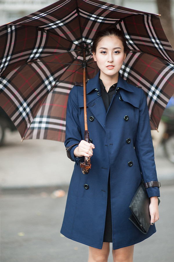 Hà Lade - Từ hot girl thành người mẫu chuyên nghiệp ảnh 6 Hà Lade đang là cái tên được trông đợi trong lớp người mẫu trẻ