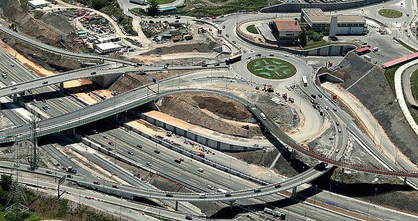 Đi tìm những thành phố ít tắc đường nhất trên thế giới ảnh 8 151126Bilbao10-7a0b9