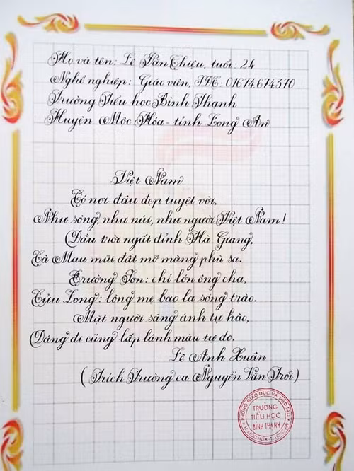 Những buổi trưa ở cụm trường phụ, sau khi tan tiết dạy, thầy giáo trẻ phải nhịn đói vì không có quán cơm nào để ghé chân. Đợi học trò ăn cơm xong, Thiệu lại đến chia sẻ cho chúng một vài kỹ năng viết chữ đẹp