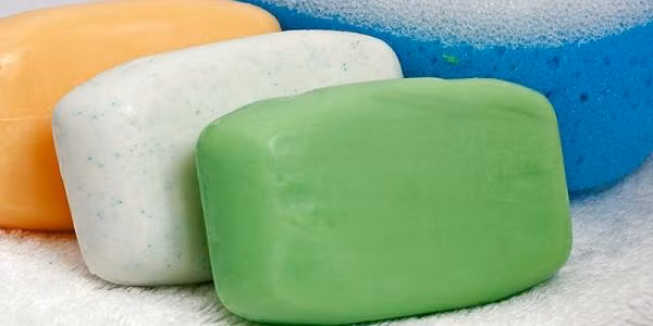 ca-tuan-khong-can-lau-ma-san-nha-van-sach-bong-nho-vai-meo-6-1523964176-256-width600height300