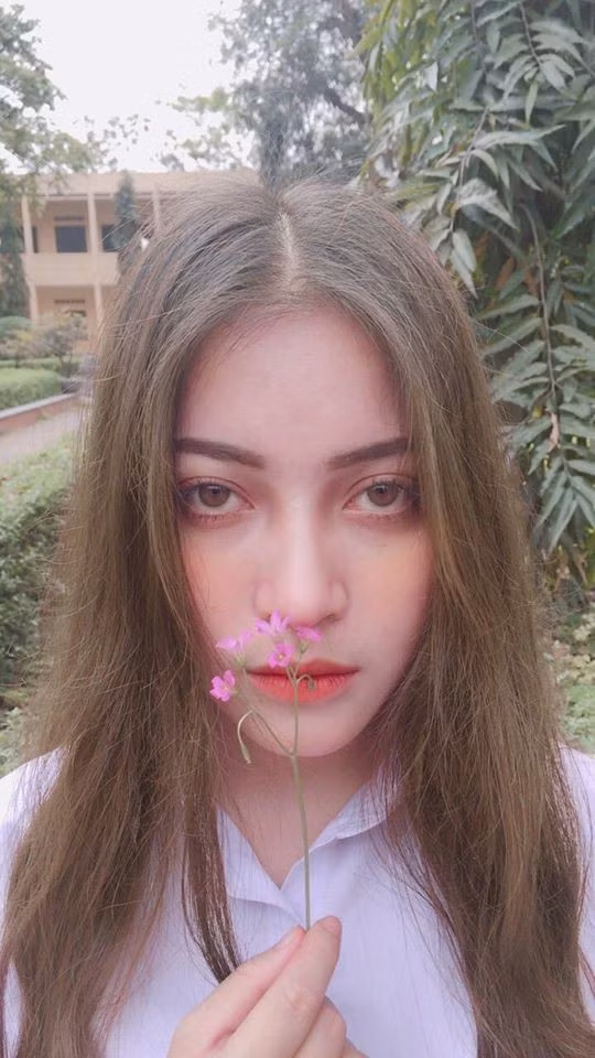 Vì vẻ bề ngoài nổi bật, nữ sinh Hà Nội 18 tuổi luôn bị hiểu lầm từ bé đến lớn - Ảnh 9.