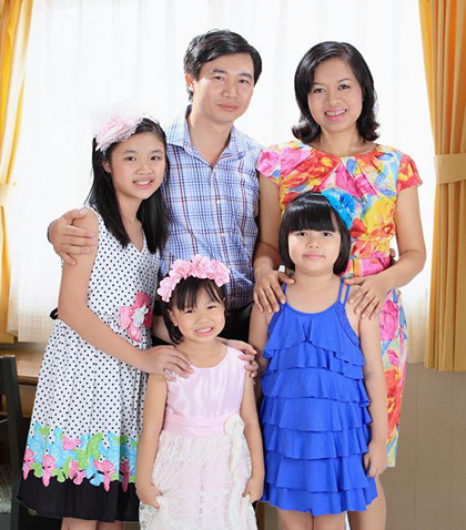 anh-chong-thay-doi-nguoi-vo-kho-khan-bang-nhung-nu-hon-2