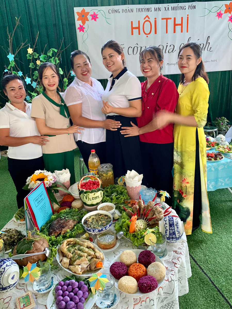 Các &quot;cô tấm&quot; trong Hội thi Nữ công gia chánh.