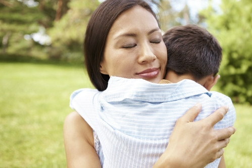 Le nao ba noi moi la me cua con?