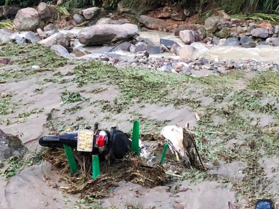 Hiện trường nơi tìm thấy thi thể ông Thắng Hiện trường nơi tìm thấy thi thể ông Thắng