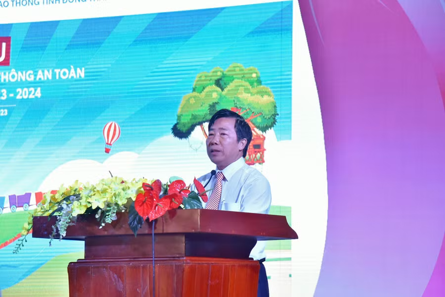 Ông Nguyễn Minh Tâm – Phó Giám đốc Sở GD&amp;ĐT Đồng Tháp phát biểu khai mạc tại chương trình giao lưu