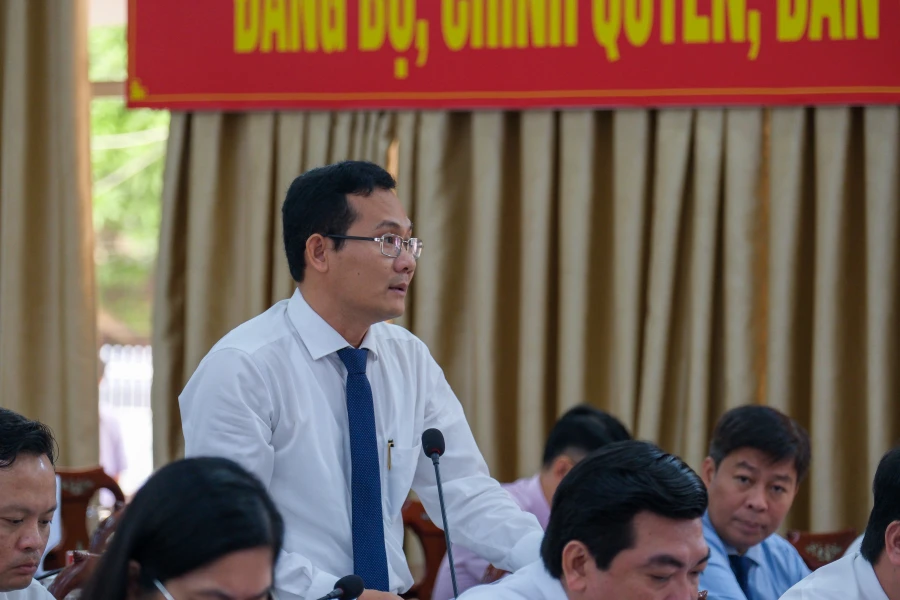 Giám đốc Sở VHTTDL Cần Thơ - Nguyễn Minh Tuấn, trả lời chất vấn của đại biểu tại Kỳ họp thứ 13 của HĐND TP Cần Thơ khoá X (nhiệm kỳ 2021-2026)