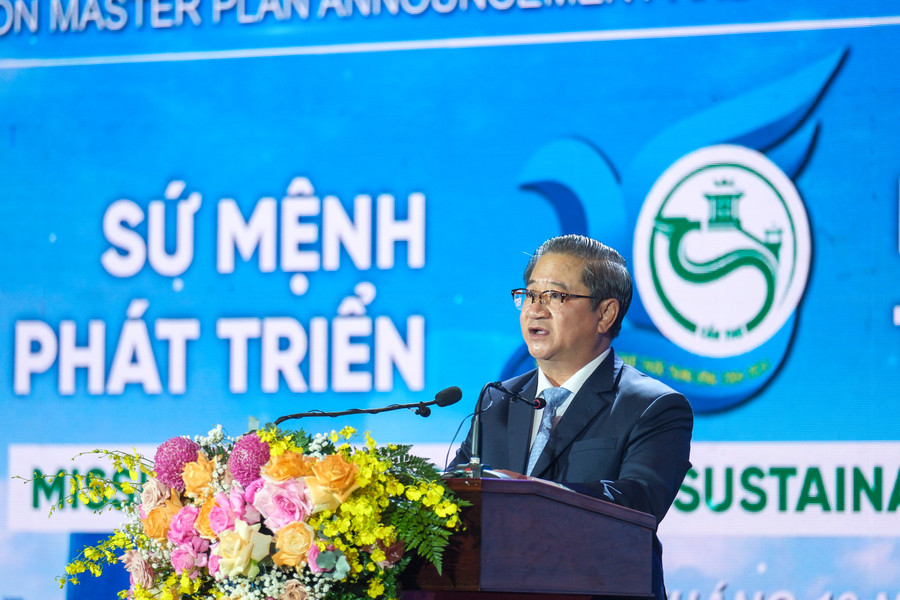 Ông Trần Việt Trường, Chủ tịch UBND TP Cần Thơ phát biểu tại hội nghị.