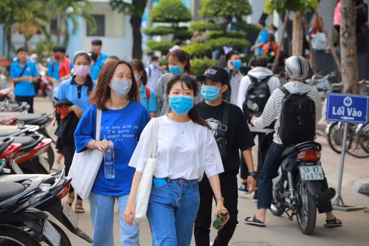 Sinh viên các trường ĐH-CĐ tại TPHCM khi quay lại học tập phải đảm bảo "5K"