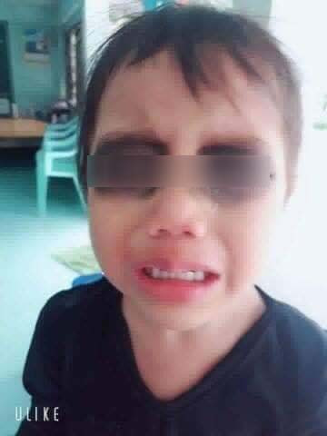 parents-warned-not-to-copy-viral-eyeshadow-prank-because-it-may-traumatise-their-kids-world-of-buzz-2 parents-warned-not-to-copy-viral-eyeshadow-prank-because-it-may-traumatise-their-kids-world-of-buzz-2