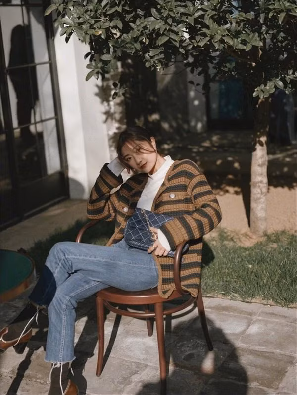 Kết quả hình ảnh cho sitting