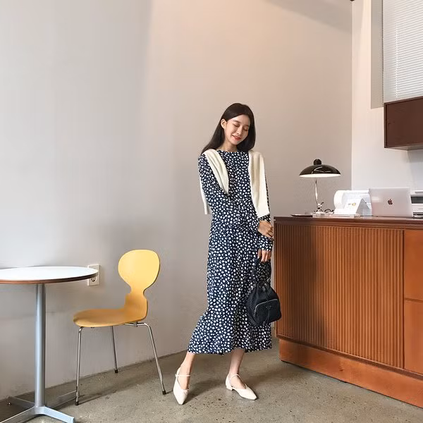 mua mua gio, day la 4 kieu giay dep giup chi em bao toan hinh anh chin chu di lam - 9