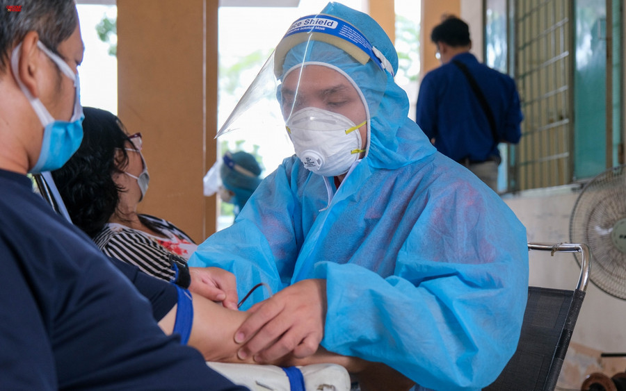 &quot;Đây là hoạt động rất nhân văn của sở cũng như anh em chào mừng ngày 20/10, không chỉ hỗ trợ nguồn máu cho thành phố mà còn góp phần đấy mạnh việc tuyên truyền, vận động hiến máu nhân đạo để đoàn viên, công chức, viên chức, người lao động hiểu về ý nghĩa và tầm quan trọng của việc hiến máu&quot;, Ông Tuấn nói thêm.