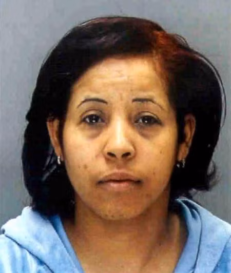 Carolyn bị kết án và chịu phạt từ 9 đến 30 năm tù