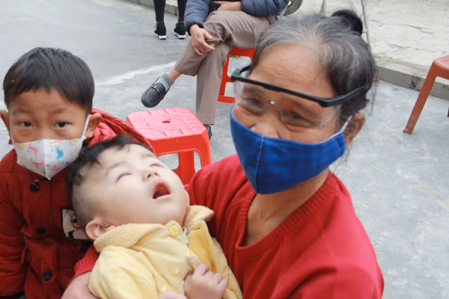 Cháu Trung Kiên 4 tuổi nhưng mang trong mình căn bệnh hiểm nghèo.