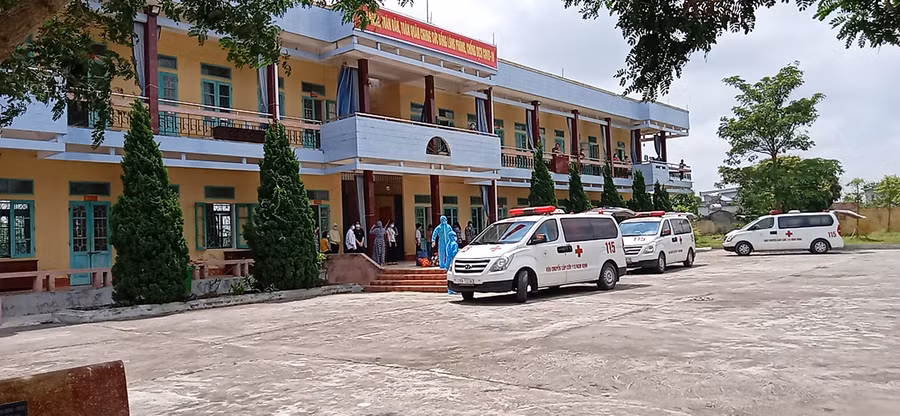 Có 13 giáo viên và 48 học sinh của Trường THPT Lê Quý Đôn thuộc diện F1 được cách ly tại 2 địa điểm do ngành y tế Nam Định chuẩn bị.