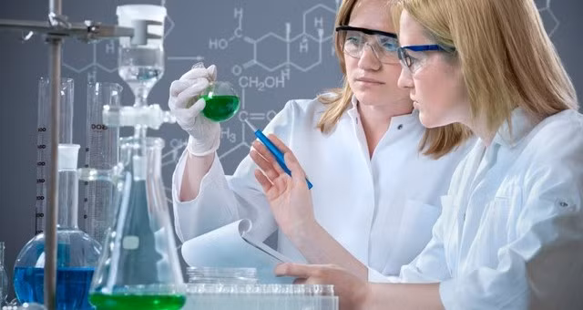 Nữ tiến sĩ khát khao nghiên cứu