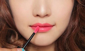 4 bước trang điểm giúp môi căng mọng không cần phẫu thuật