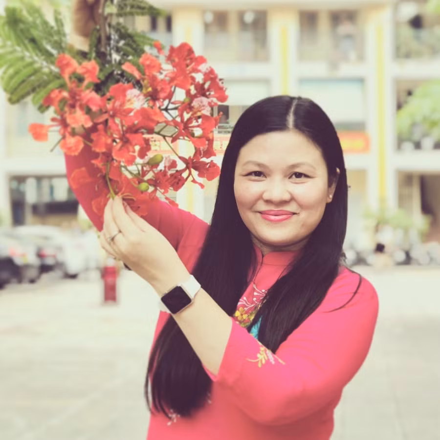 Cô Nguyễn Thu Hương luôn được đồng nghiệp, học sinh đánh giá cao về chuyên môn. Ảnh: NVCC.