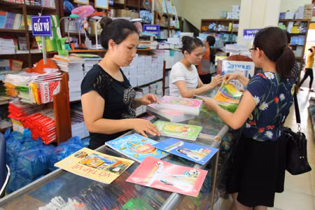 Thị trường thiết bị giáo dục: Sôi động trước thềm năm học mới
