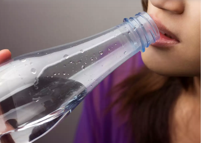 5 nguyên nhân khiến bạn thường xuyên bị đau đầu như búa bổ ảnh 2 5 nguyên nhân lạ khiến bạn thường xuyên bị đau đầu như búa bổ