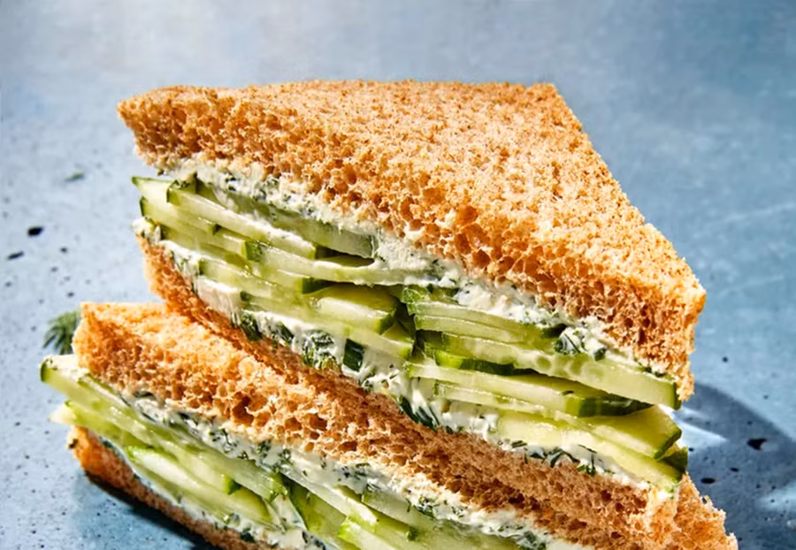 Sandwich dưa chuột. (Ảnh: ITN).