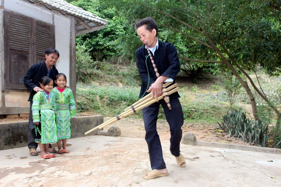 Sẵn sàng cho Ngày hội văn hóa dân tộc Mông lần II