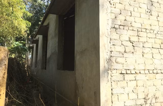 Thanh Hóa: Công trình phòng học tiền tỷ xây dở dang rồi “đắp chiếu” ảnh 1