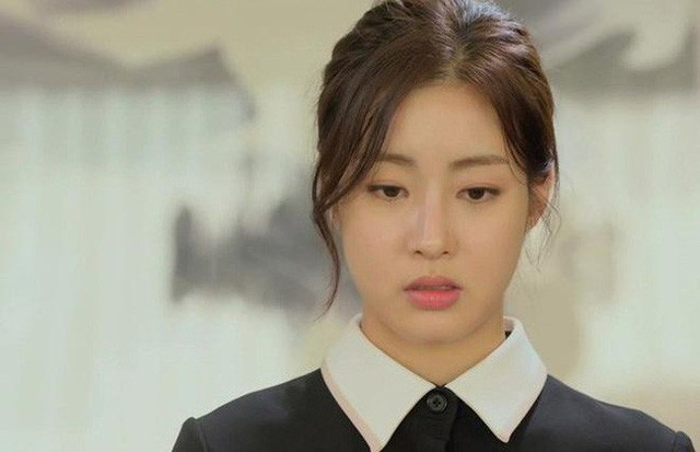 Trưa nào cũng nói xấu mẹ chồng, đến khi bà làm điều này nàng dâu bật khóc vì ân hận ảnh 2 Trâm ân hận vô cùng khi nghe những lời mẹ chồng nói. (Ảnh minh họa)