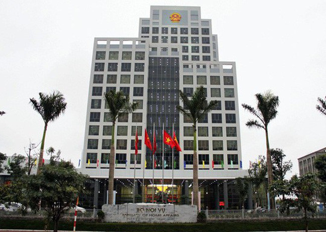 bo-noi-vu-de-nghi-dung-sap-nhap-so