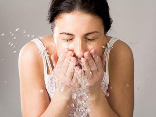 Liệu pháp chữa trị bỏng nắng Liệu pháp chữa trị bỏng nắng