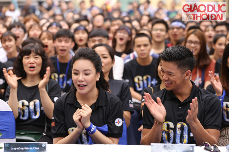 Cùng hai đại sứ của chiến dịch, chương trình còn có sự đồng hành của ca sĩ Hồ Quỳnh Hương và ca sĩ Trọng Hiếu Idol.