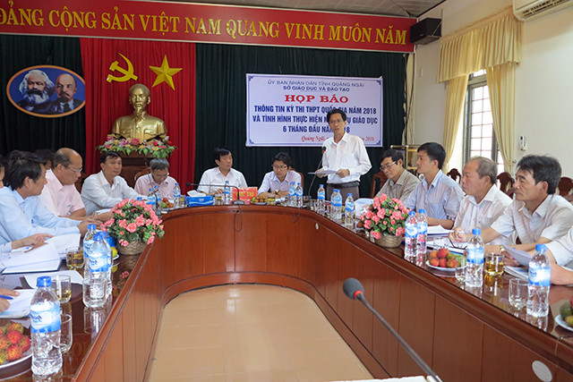 Quang cảnh cuộc họp báo