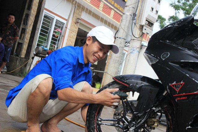 Dù không chuyên nghiệp nhưng các bạn rất nhiệt tình