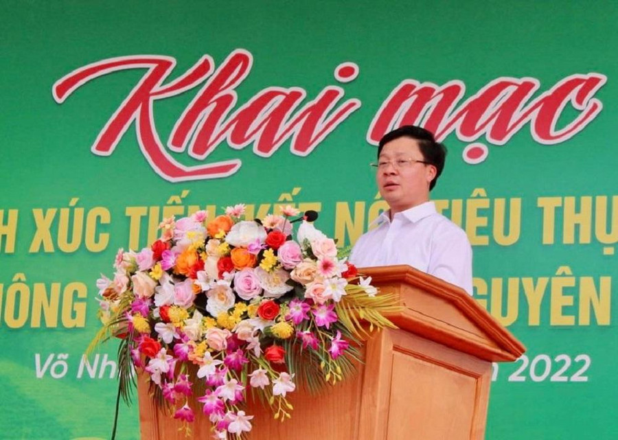 Ông Nguyễn Bá Chính – Giám đốc sở Công Thương tỉnh Thái Nguyên phát biểu tại chương trình Ông Nguyễn Bá Chính – Giám đốc sở Công Thương tỉnh Thái Nguyên phát biểu tại chương trình