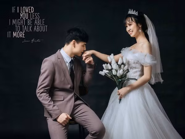 Cô gái 9x lấy được chồng đẹp trai như hotboy Hàn nhờ chịu khó comment “dạo” trên mạng xã hội