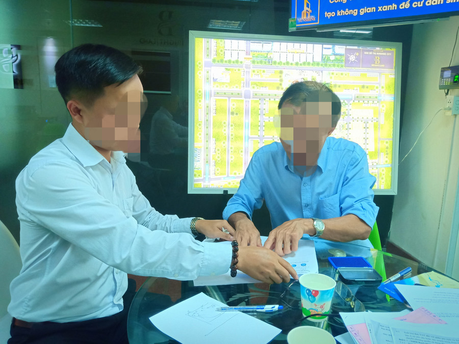 Người dân mua đất bằng hình thức góp vốn khi dự án chưa hoàn thành