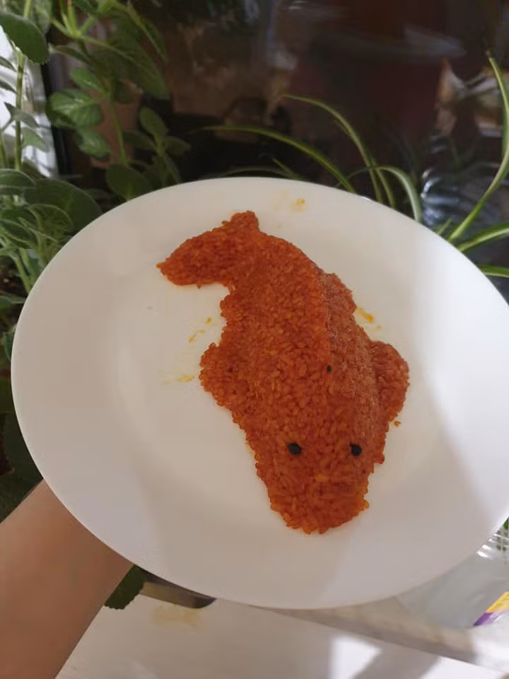 Nhà người ta làm cá chép, nhà em làm cá mập