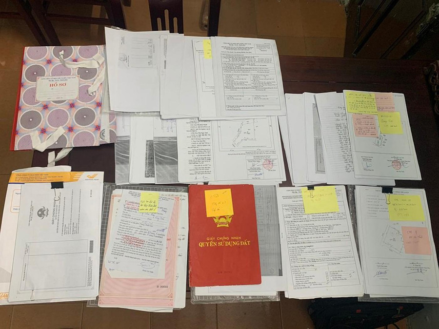 Tang vật vụ án cơ quan công an thu giữ. Tang vật vụ án cơ quan công an thu giữ.