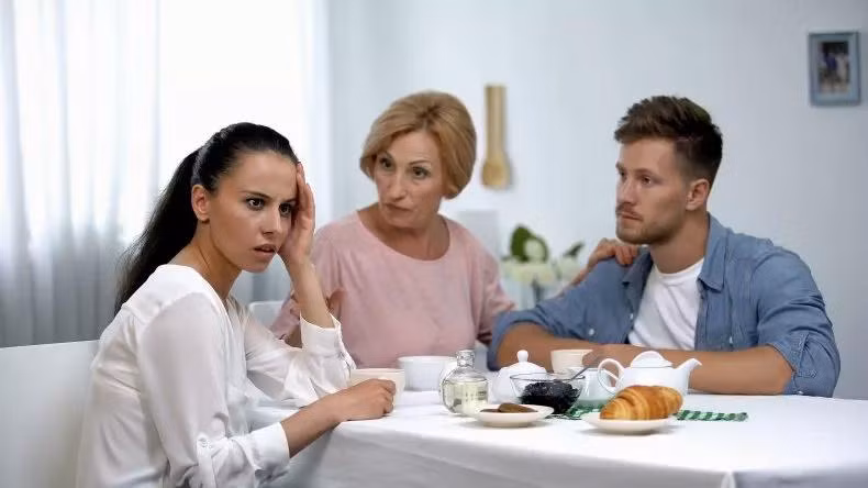 'Dở khóc dở cười' lý do chàng rể phải 'cầu cứu' mẹ vợ