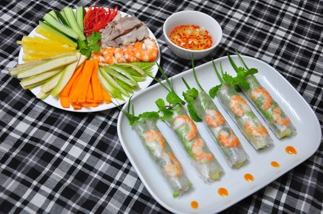 Gỏi cuốn tôm thịt vừa đẹp vừa ngon
