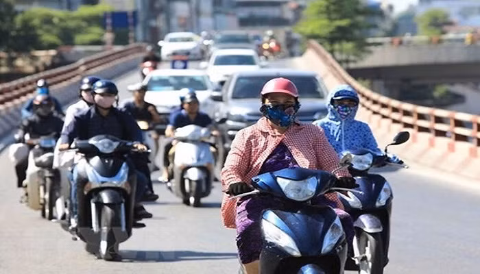 Thời tiết hôm nay, Bắc Bộ tiếp tục nắng nóng, Nam Bộ mưa dông nhiều nơi