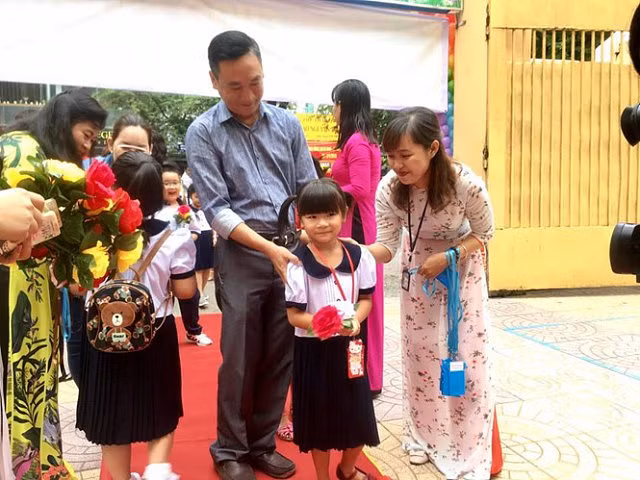 Đầu năm học, cha viết cho con! - Hình 1