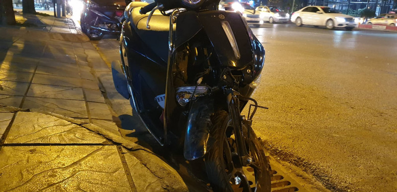 Xe máy của thai phụ vỡ hết phần đầu sau tai nạn 48413015_1167205650094400_2373637135245770752_n