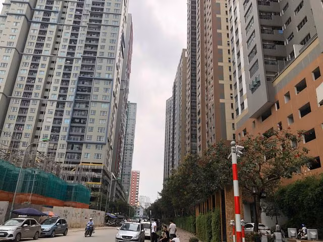 Sau vài lần sốt nóng, cảm lạnh, giá nhà vẫn đang tăng nhanh hơn giá vàng - 1